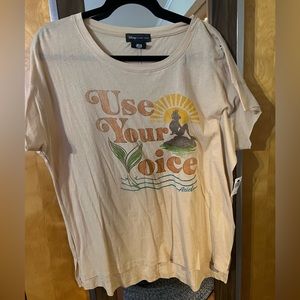 Disney Ariel shirt. Size XL.